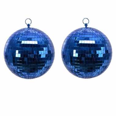 2x blauwe spiegelballen disco kerstballen 10 cm