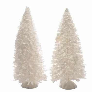 6x besneeuwde kleine kerstbomem/boompjes 15 cm
