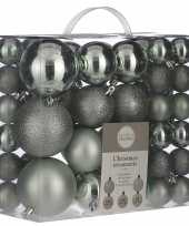 Kerstboomversiering pakket met 46x mintgroene plastic kerstballen